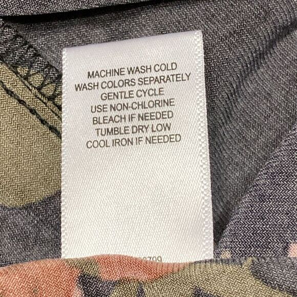 NWT Taylor Dresses black floral maxi dress Size 24W (runs large) - Picture 7 of 9